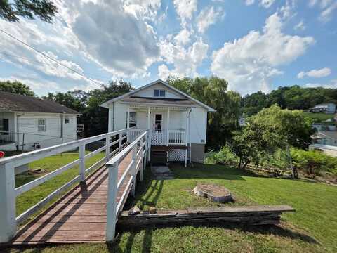 205 Caldwell, BECKLEY, WV 25801