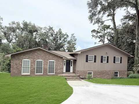 2316 RIVERHILL DR, Valdosta, GA 31602
