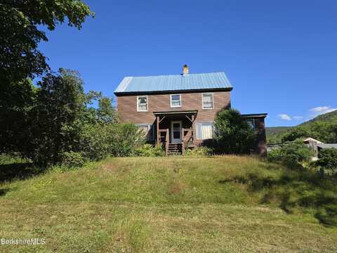 266 Robillard Rd, Stamford, VT 05352