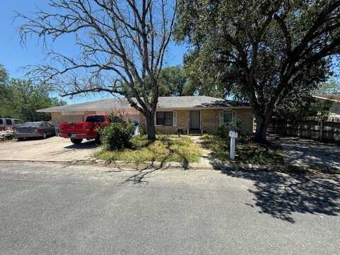 401 N Minneapolis, Beeville, TX 78102