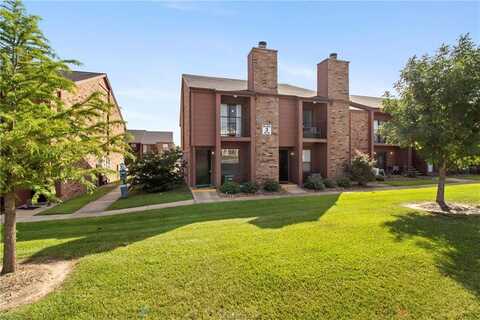 904 University Oaks, College Station, TX 77840
