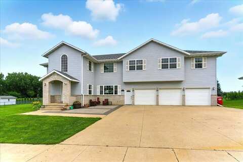 619 Sal Avenue, Dunkerton, IA 50626