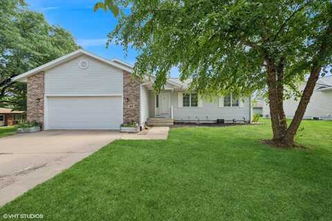 304 NW Park 26th Street, Waverly, IA 50677