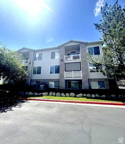 1162 E 6600 S, Murray, UT 84121