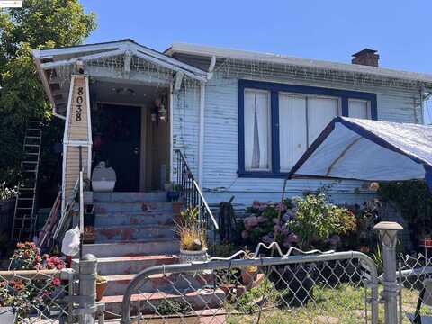 8038 Idlewood St, Oakland, CA 94605