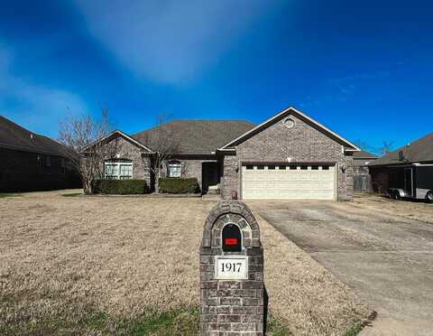 1917 Reveille Circle, Jacksonville, AR 72076