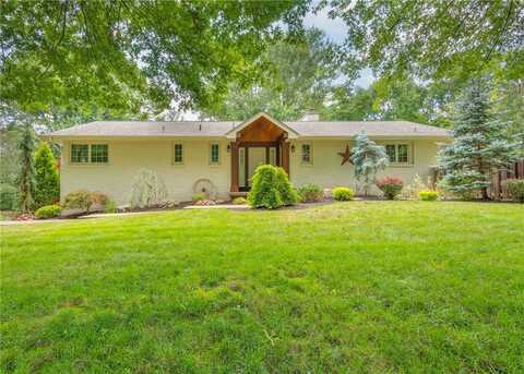 548 Circle Dr, Peters Township, PA 15317