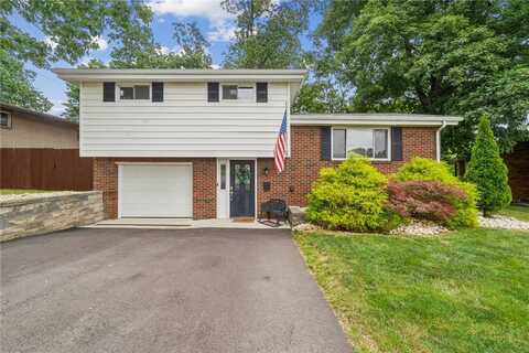 1131 Brookside Dr, Hempfield Twp, PA 15601