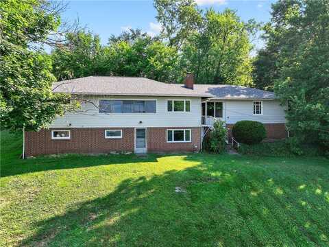1705 N 3rd St, New Brighton, PA 15066