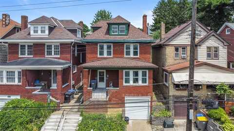1542 McFarland Rd, Tremont, PA 15216