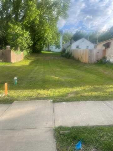 231 Whittier St, Vandergrift, PA 15690