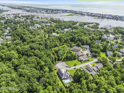 140 Lighthouse Drive, Carolina Beach, NC 28428