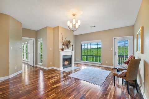 102 Waterfront Drive, Hot Springs, AR 71913