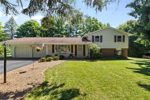 6 Silver Birch Circle, Perinton, NY 14450