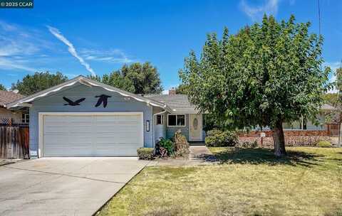 1801 Whitman Rd, Concord, CA 94518