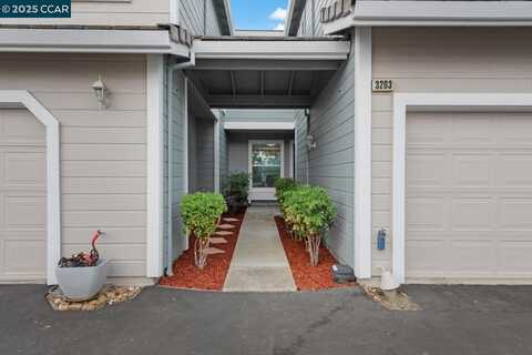 3203 Coyote Cir, Clayton, CA 94517