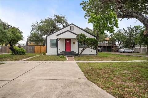 131 S Rife Street, Aransas Pass, TX 78336