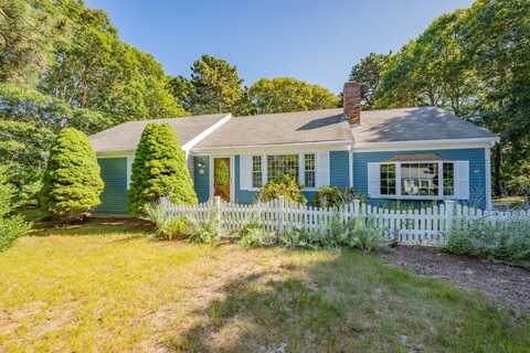 40 Horseshoe Way, Brewster, MA 02631