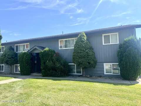 9384 N BAACK ST, Hayden, ID 83835