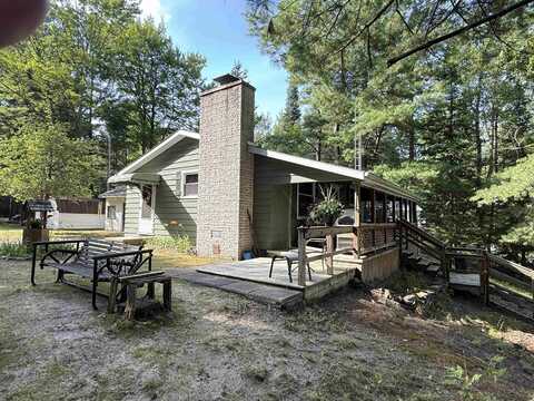 948 Rivers Terrace, Gladwin, MI 48624