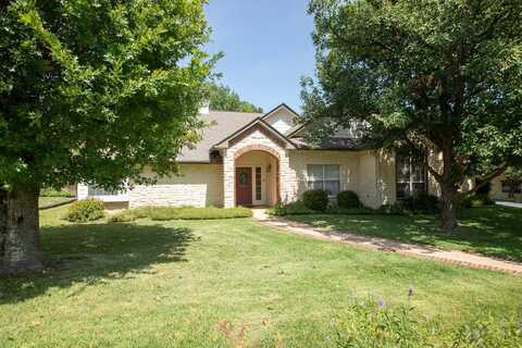 202 Ellebracht Dr, Fredericksburg, TX 78624