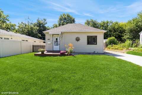 1427 Summit Avenue, Ames, IA 50010