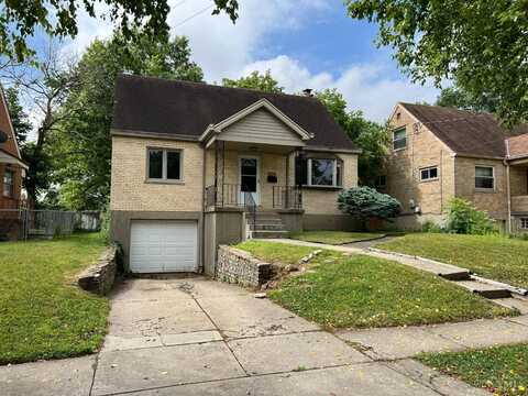 1758 Tuxworth Avenue, Cincinnati, OH 45238