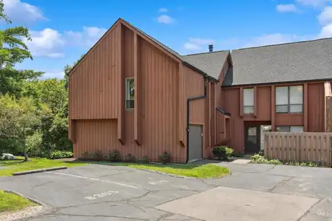 8311 Coppernail Way, West Chester, OH 45069