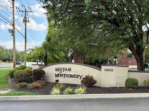 10555 Montgomery Road, Montgomery, OH 45242