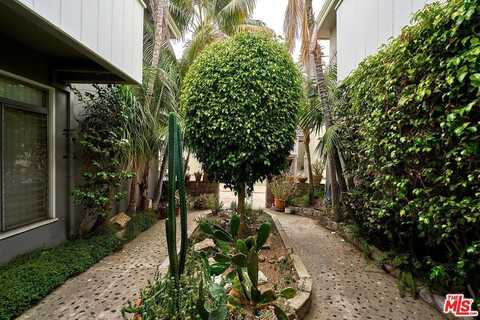 742 S Plymouth Blvd, Los Angeles, CA 90005