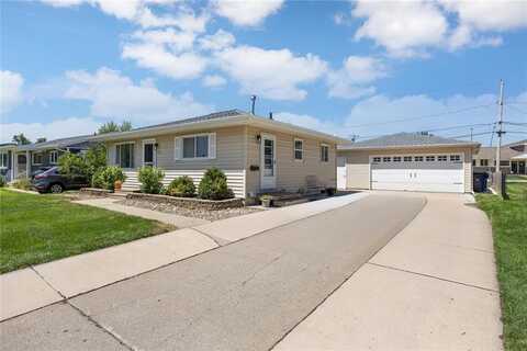 754 Gateway Street NE, Cedar Rapids, IA 52402