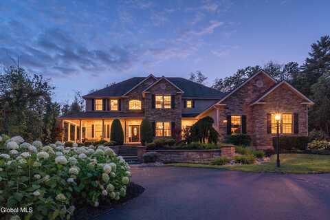 27 Legends Way, Clifton Park, NY 12019