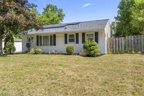 18 Loralee Drive, Albany, NY 12205