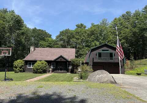 1532 S Shore Road, Edinburg, NY 12835
