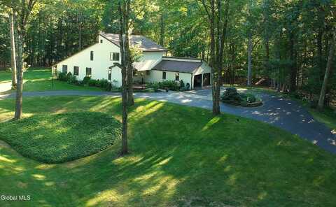 3 Blueberry Way, Saratoga Springs, NY 12866