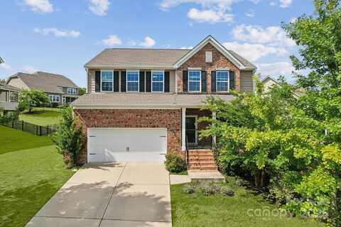 16304 Thoroughbred Trace Lane, Charlotte, NC 28278