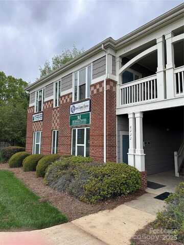 8226 Village Harbor Drive, Cornelius, NC 28031