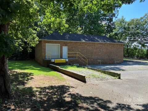 151 Lee Street, Forest City, NC 28043