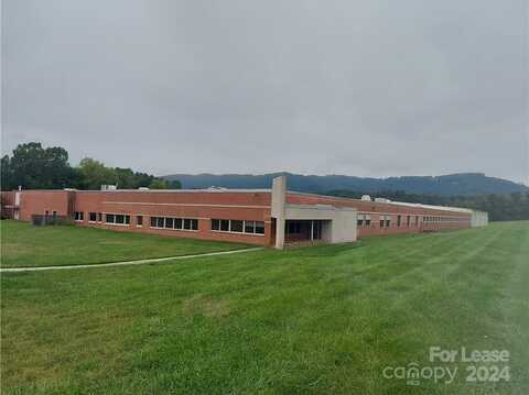 1 Balcrank Way, Weaverville, NC 28787