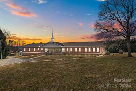 188 Wiggins Road, Mooresville, NC 28115