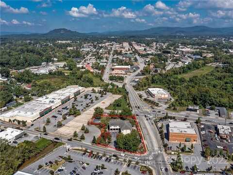 535 Greenville Highway, Hendersonville, NC 28792