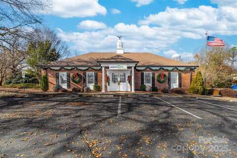 824 S Dekalb Street, Shelby, NC 28150