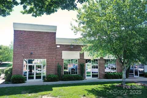1383/1381 N Center Street, Hickory, NC 28601