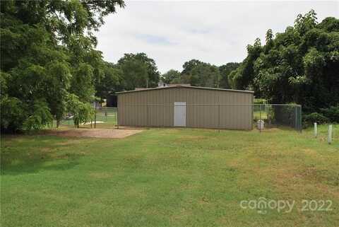 204 N Oakland Avenue, Statesville, NC 28677