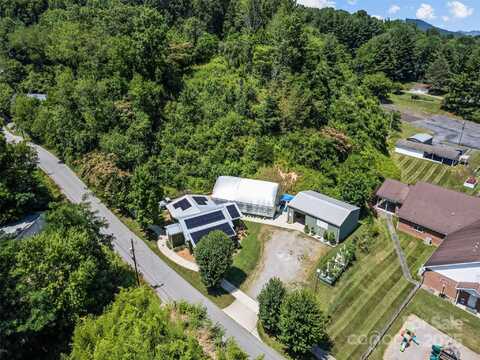 66 Bradley Street, Waynesville, NC 28786