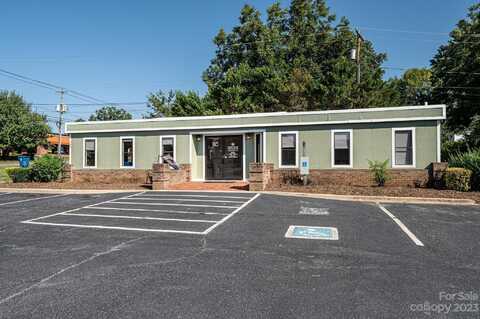 545 NC 16 Highway S, Taylorsville, NC 28681
