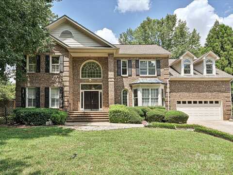 620 River Oaks Lane, Charlotte, NC 28226