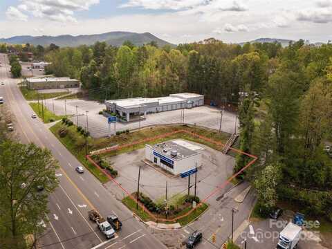 579 Tunnel Road, Asheville, NC 28805