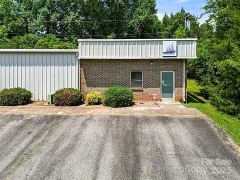 107 Center Lane, Huntersville, NC 28078