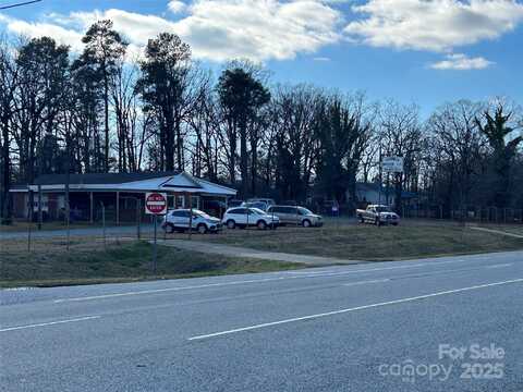 8614 E Hwy 74, Marshville, NC 28103